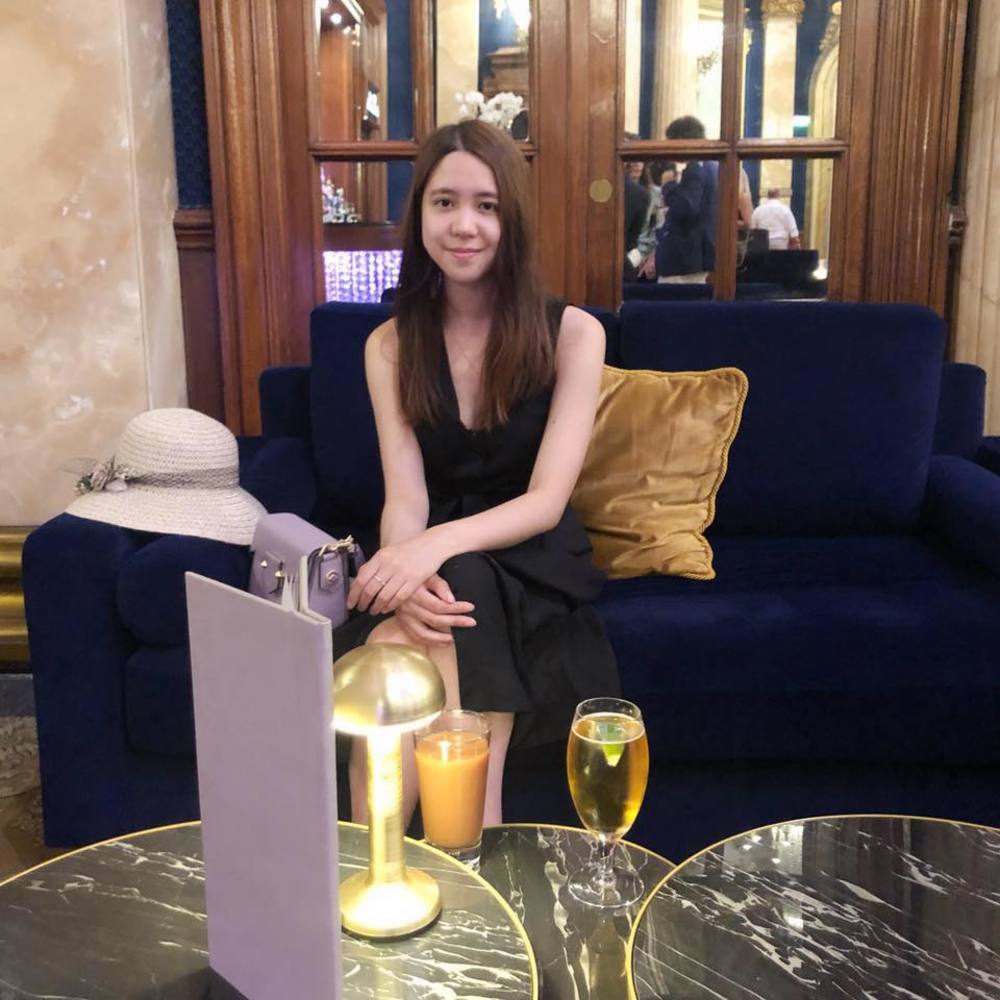 Meet your Posher, Celine